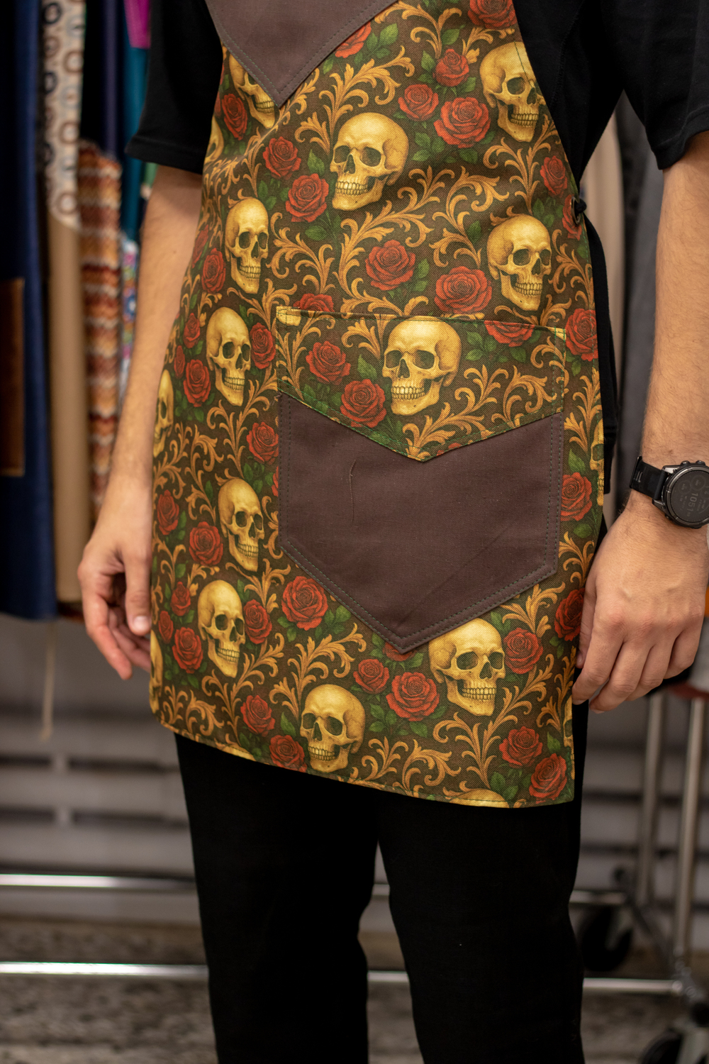 Skull & Roses Apron reloaded - Image 3