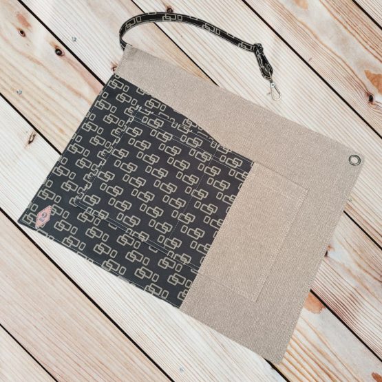 Sand & Chain service apron