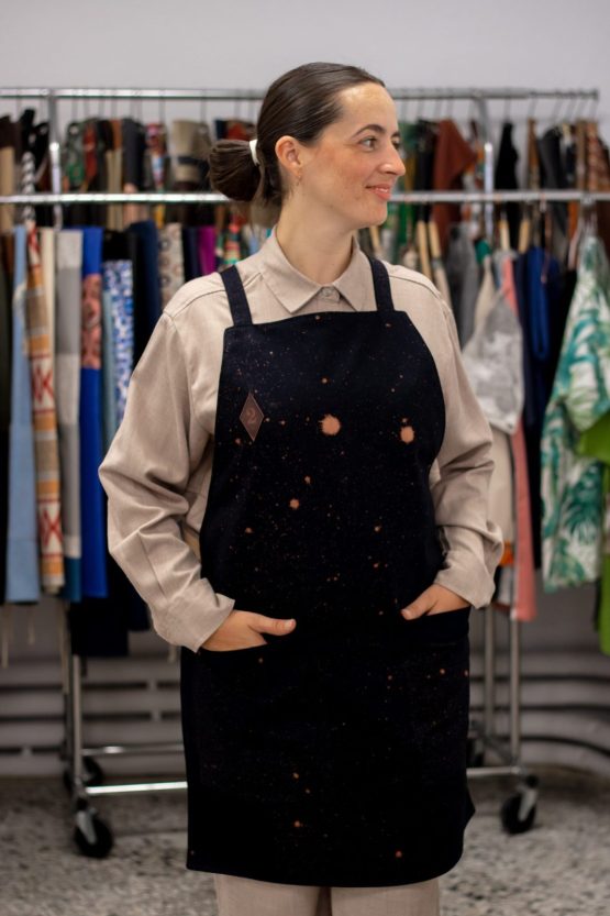 ⚫ Midnight Splash Apron