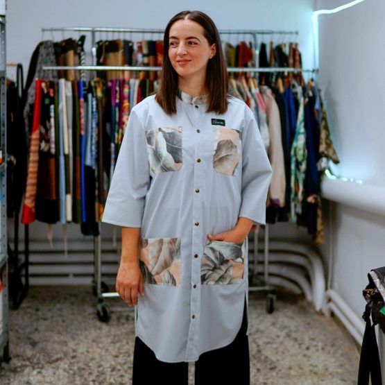 Γκρι Ρόμπα “Botanical Lab Coat” – 2HA Professionals
