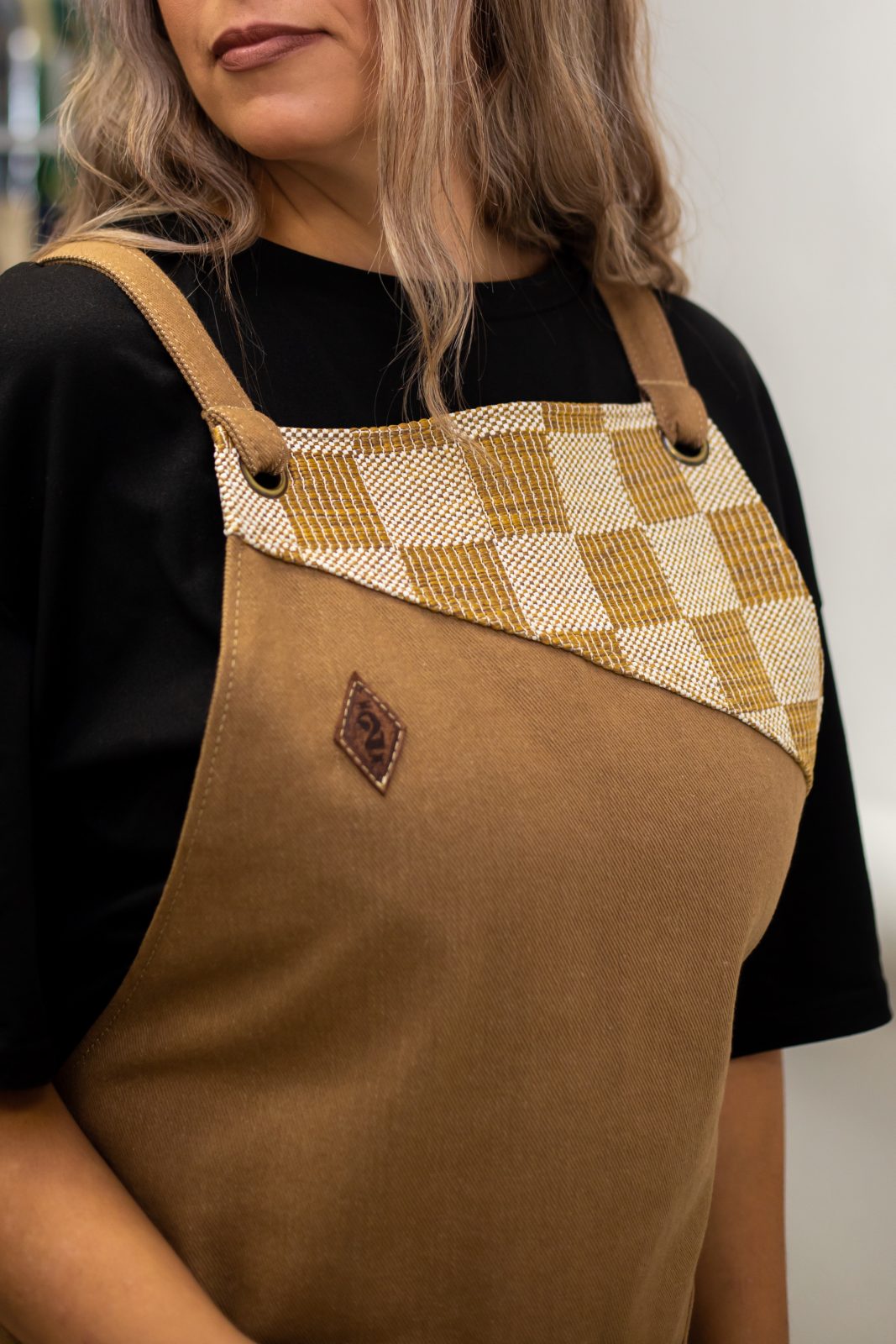 Camel Check Cross – Χιαστί Επαγγελματική Ολόσωμη Ποδιά - Image 4